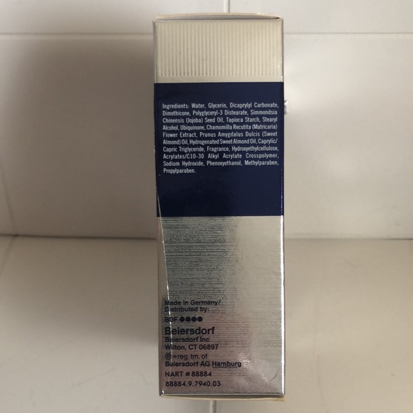 NIVEA  Revitalizing Double Action BALM - Picture 4 of 4